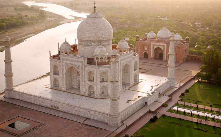 Taj Mahal Moonlight Tour